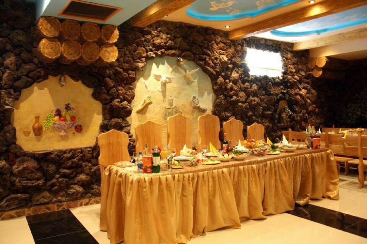 Zangezur Hotel Goris Exterior foto