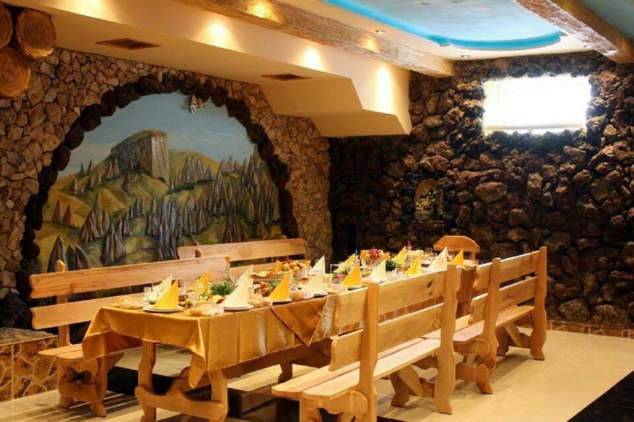 Zangezur Hotel Goris Exterior foto