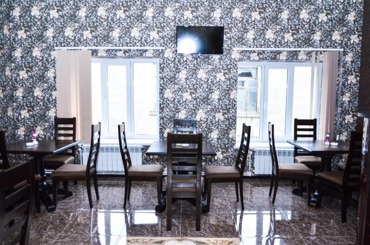 Zangezur Hotel Goris Exterior foto